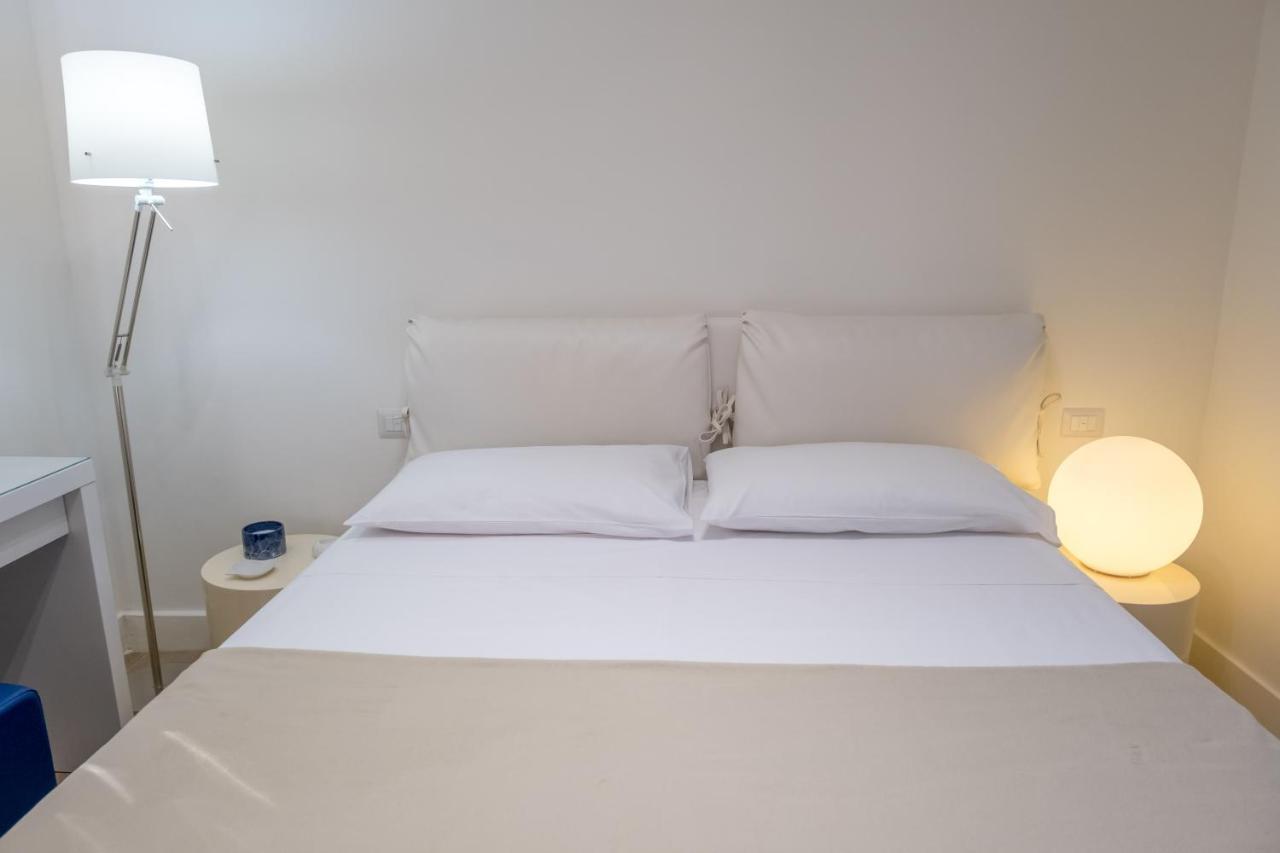 Teatro Apartments Mondello Palermo Eksteriør billede