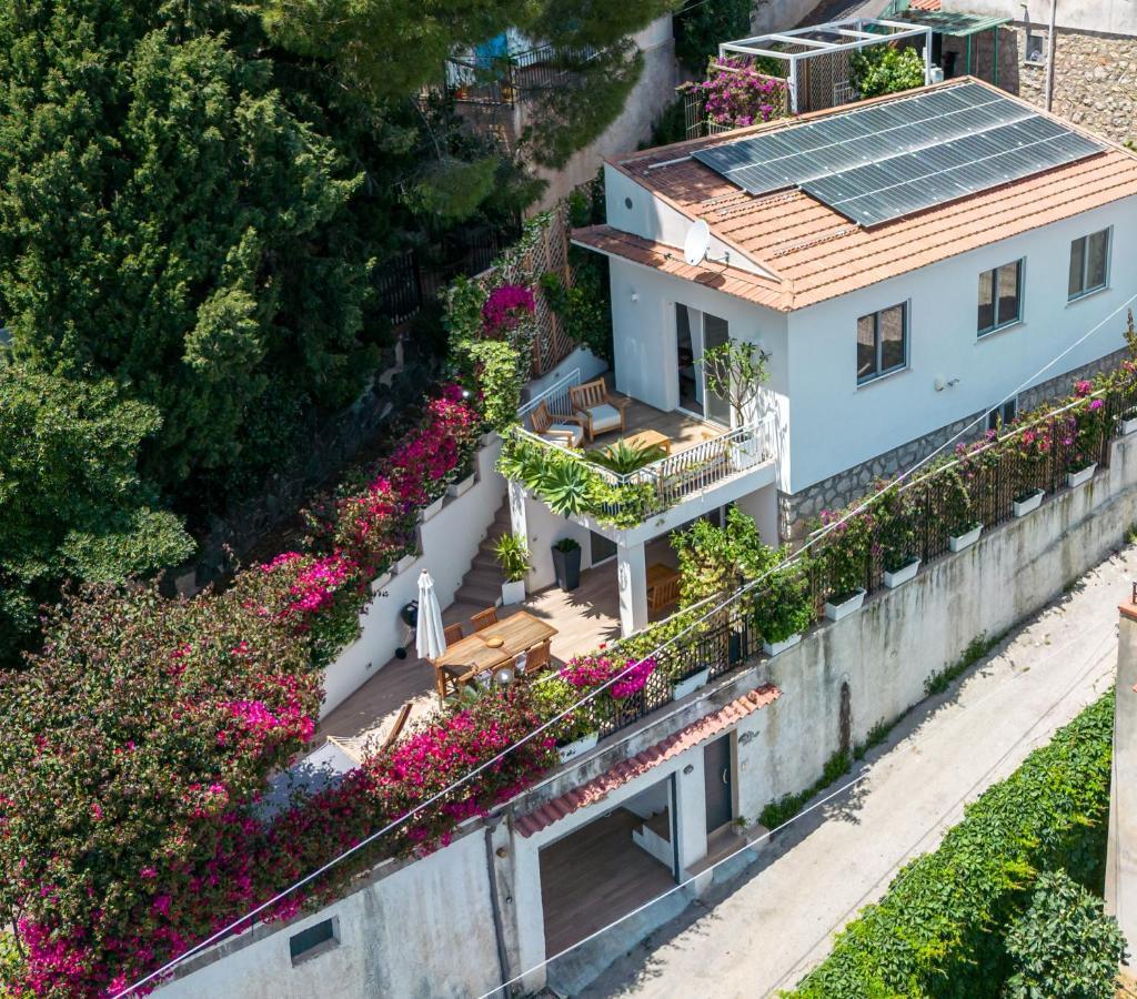 Teatro Apartments Mondello Palermo Eksteriør billede